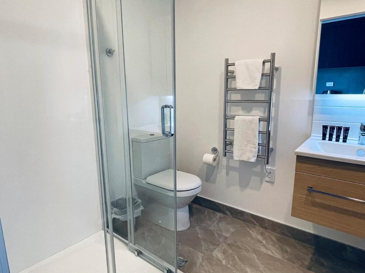 Brand New Luxury Queen Street View Auckland
